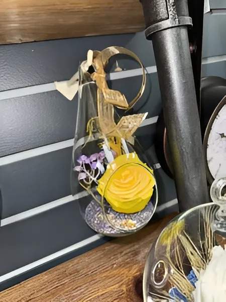 Roses immortelles Gatineau